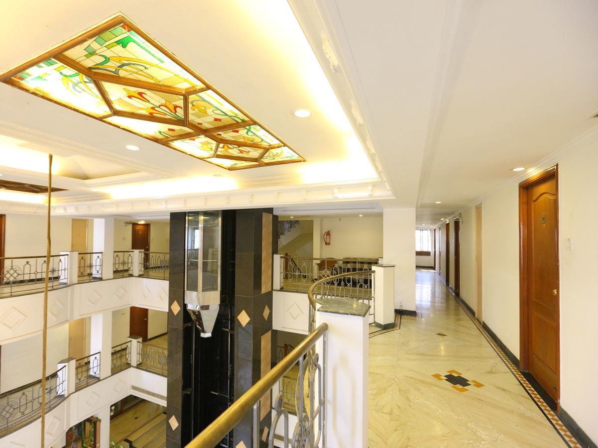 Oyo 1081 Hotel Sindhu International 티루파티 외부 사진
